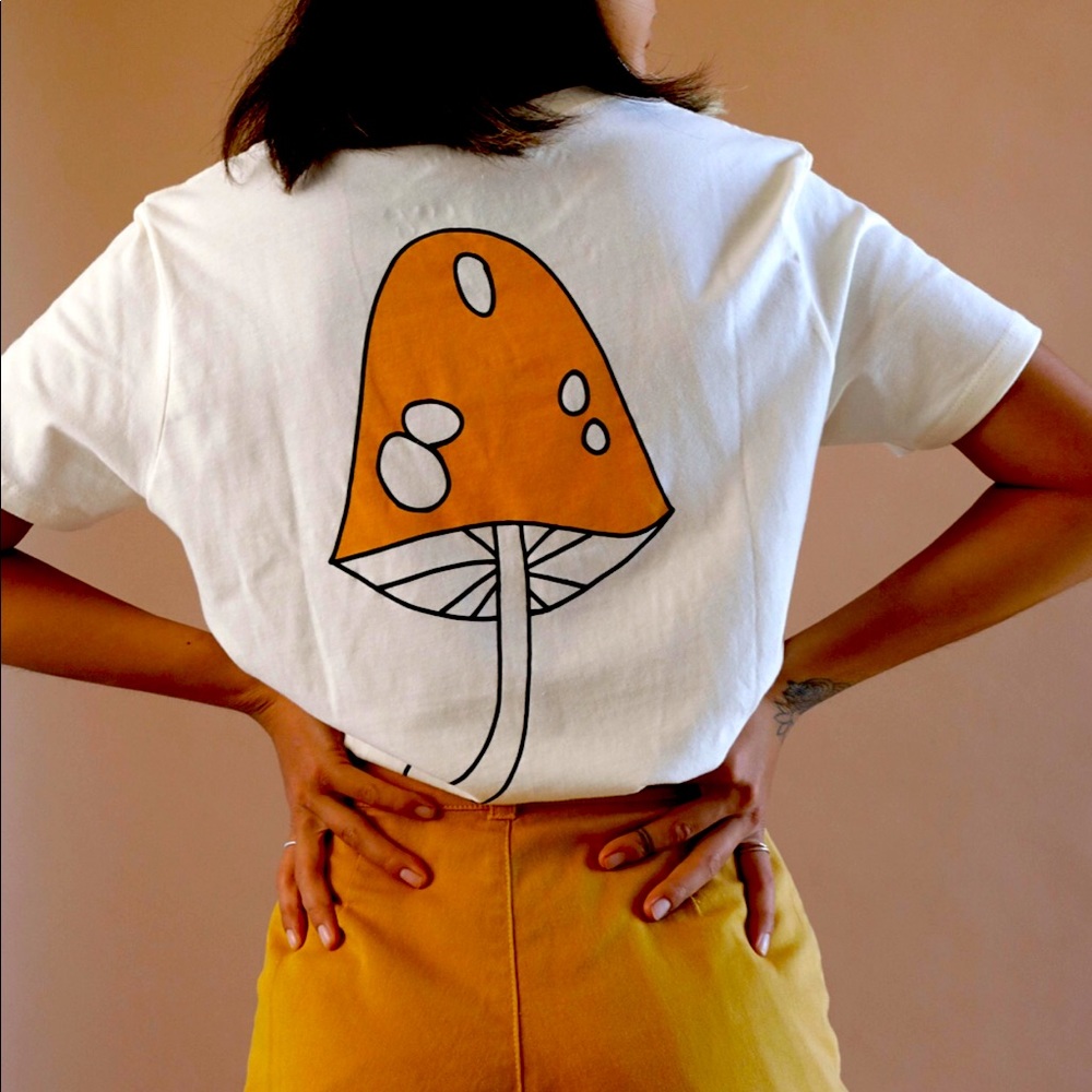 NWOT Sugarhigh Lovestoned I'm Microdosing Tee